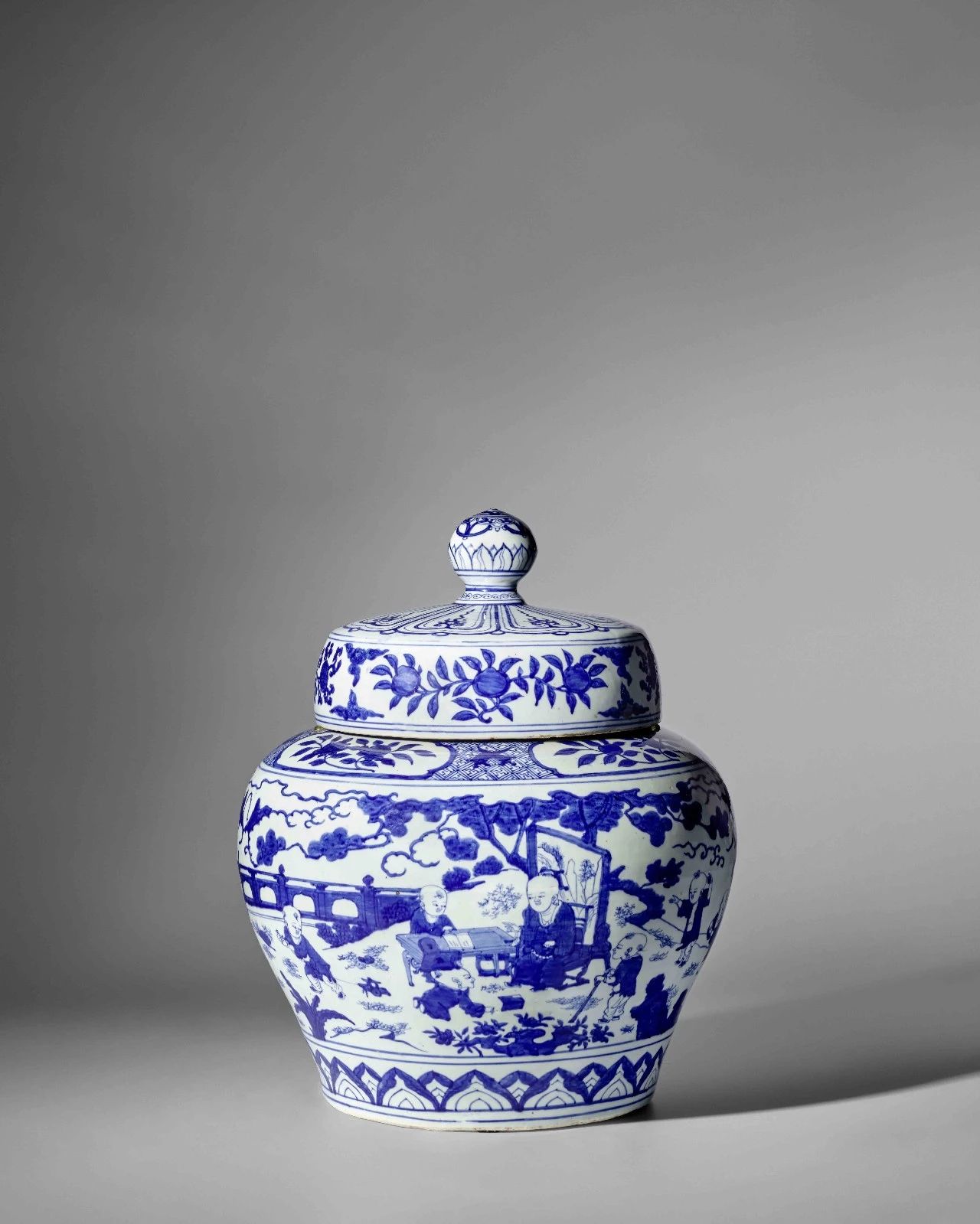  明嘉靖青花盖罐领衔！邦瀚斯「纽约亚洲艺术周」精品前瞻